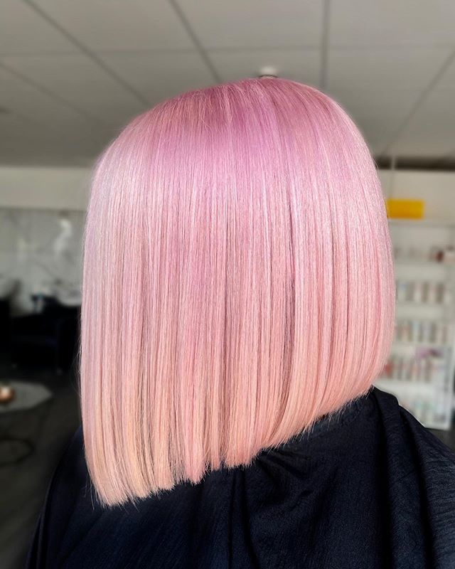Super Neat Straight Slope Bob for a Unique Hair Finish
