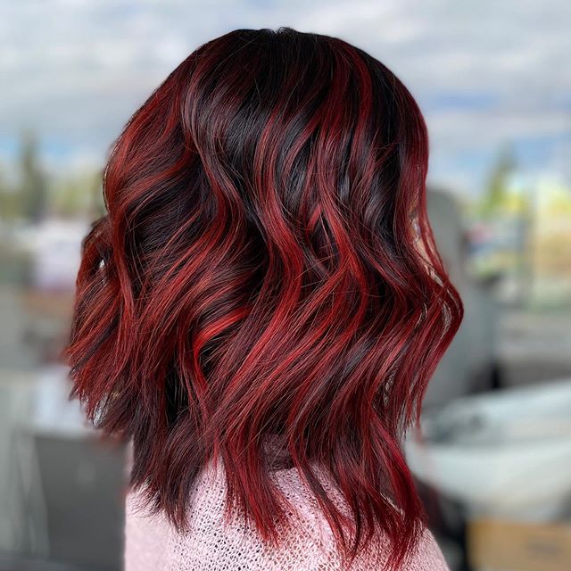Cute Easy Hairstyle for Red-Loving Brunettes