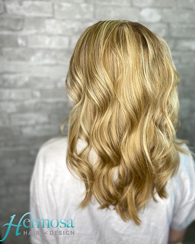 Blonde Beach Waves with Platinum Highlights