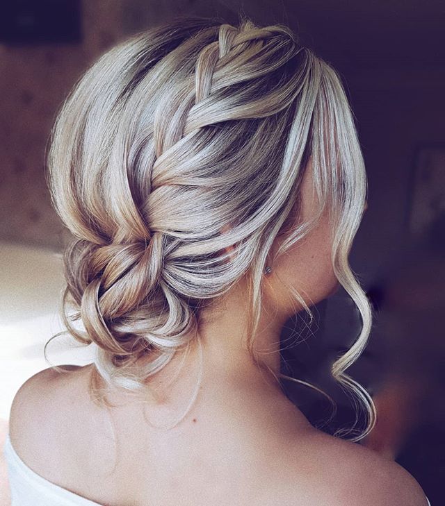 Best Bridesmaid Hairstyle Ideas With Low Knot