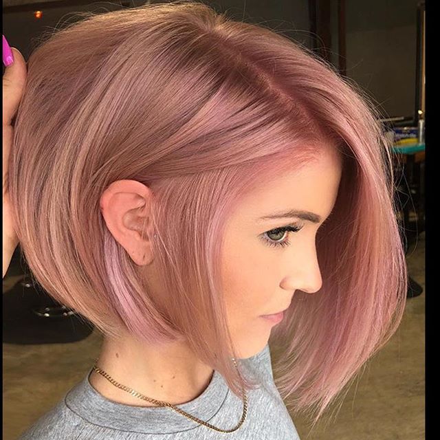 Sweet and Billowing Bob in Pastel Pink