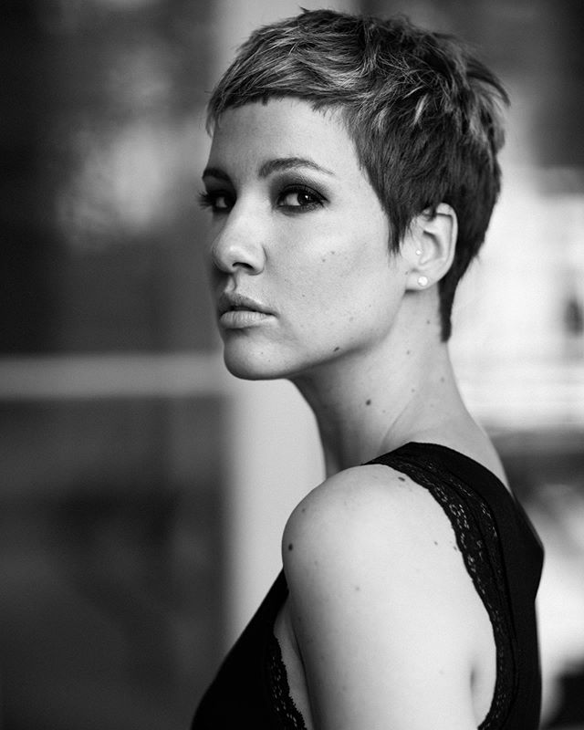 Best Short Sides Long Top Hairstyle Ideas with Feminine Crew Cut
