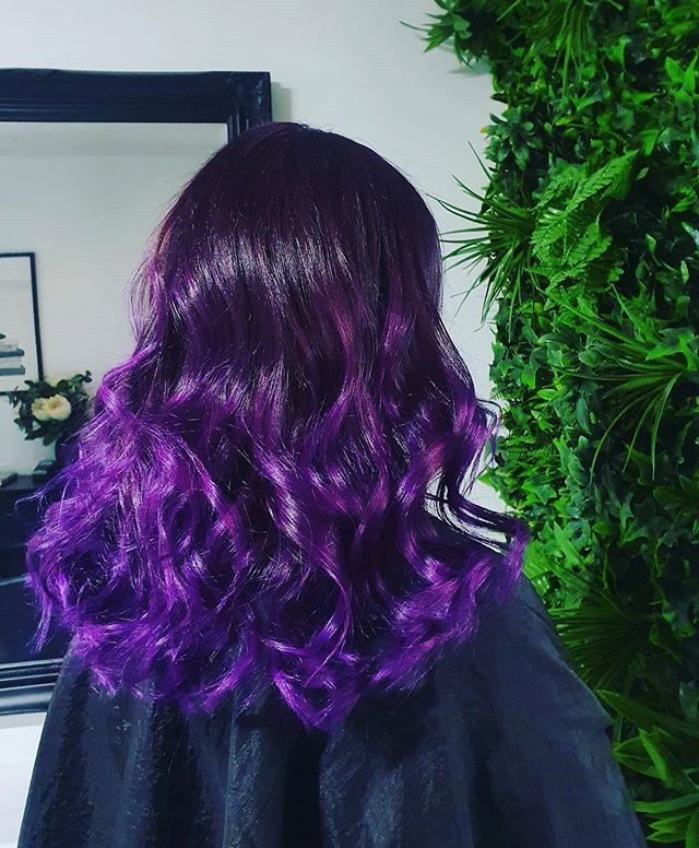 Glimmering Light Purple Hair with Ombre Curls