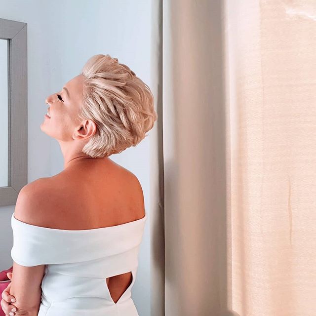 Platinum Blonde Wedge Pixie Cut Wedding Hairstyle for Short Hair