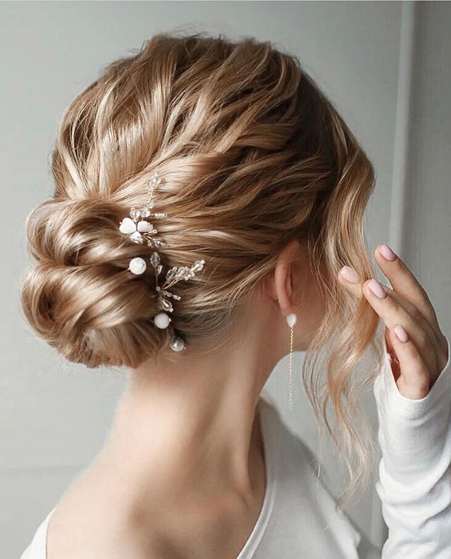 Lovely Low Bun With Sweet Accessories