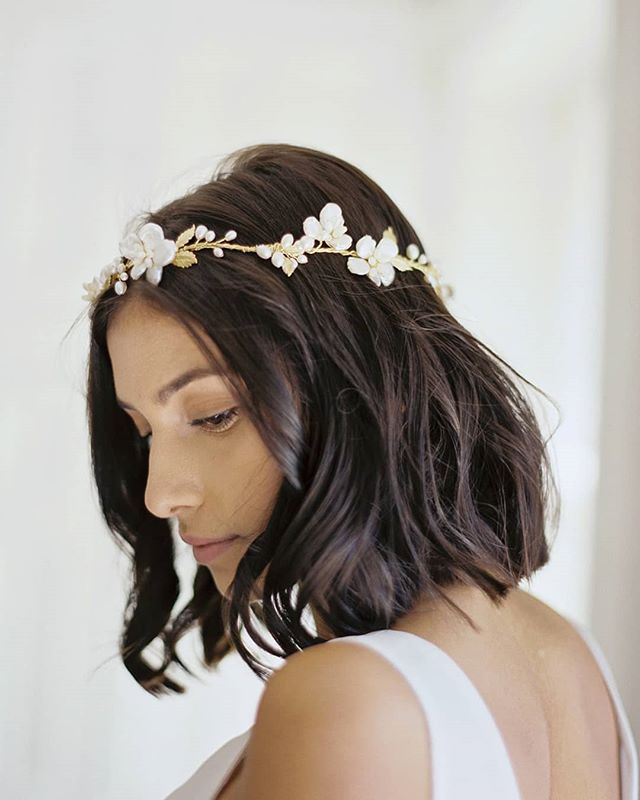 Easy Soft Glam Bridal Bob Short Wedding Hairstyle