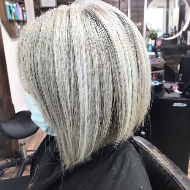 Dropdown Grey Bob Haircut for the Glamour Diva