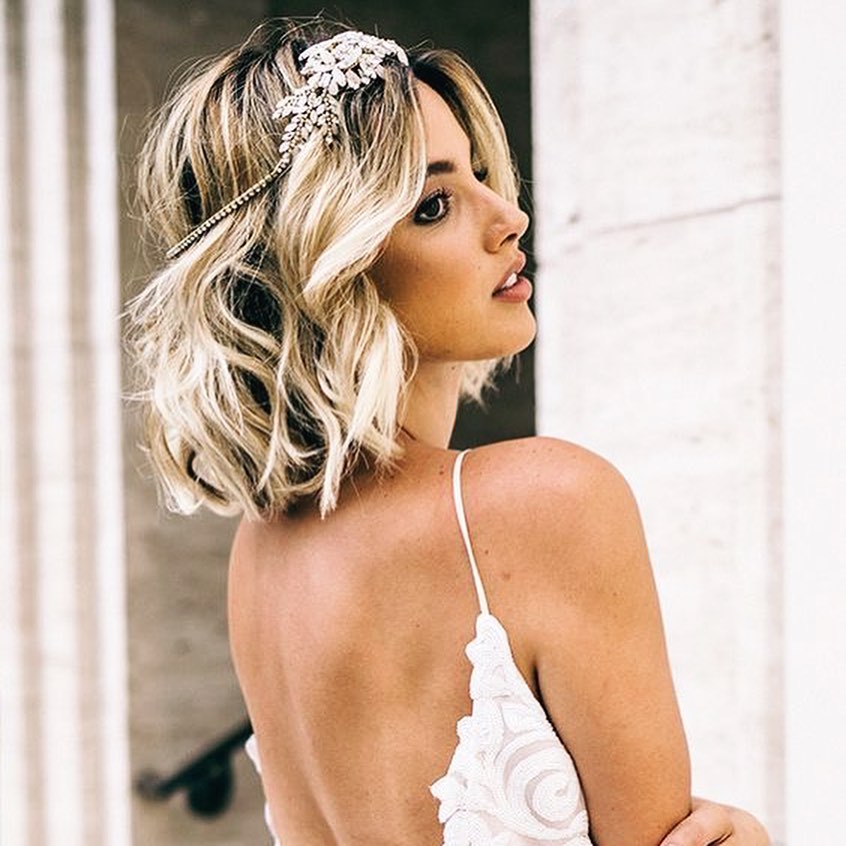 Beautifully Tousled Short Wedding Hair and Gold Hair Accessories