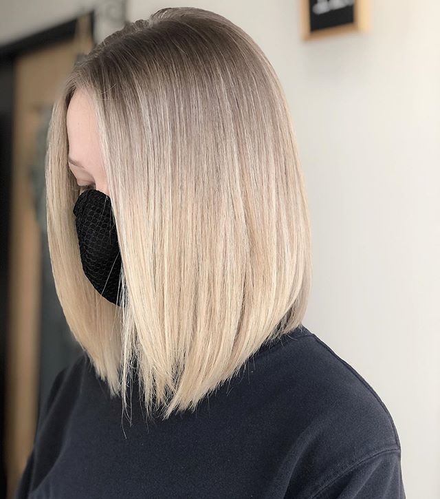 Long Leaf-Like Haircut for the Unfazed, Elegant Look