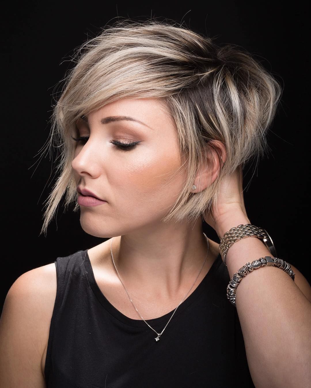 Edgy Short Bob With Dark Roots Fine Hair