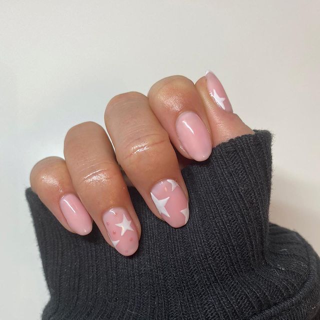 Dramatic Matte Pink Nails with Glimmering Gold Tips